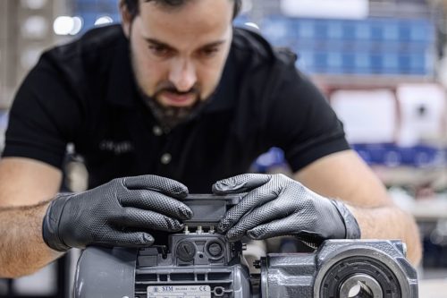 X-Grip nitril egyszer használatos kesztyű - fekete, 240 mm, 50 db/cs, XXL