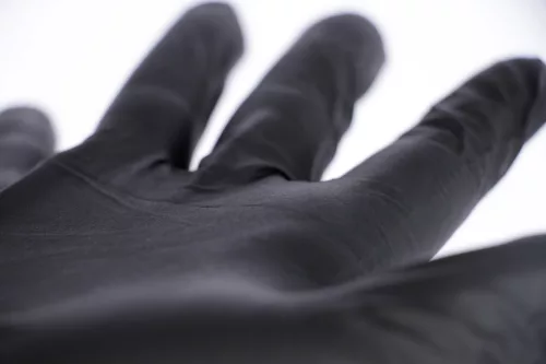 Nitrile hosszú, fekete, allergén anyagoktól mentes kesztyű - M, 50 db/doboz