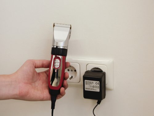 Sonic akkumulátoros nyírógép - tartozékokkal