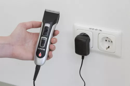 DropiX vízálló akkumulátoros nyírógép - alkatrészekkel