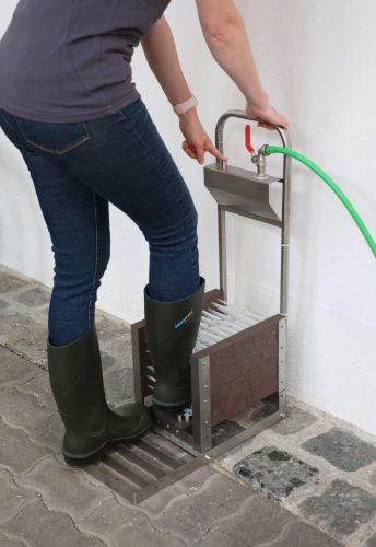 Csizmatisztító berendezés - szétszerelve szállítjuk