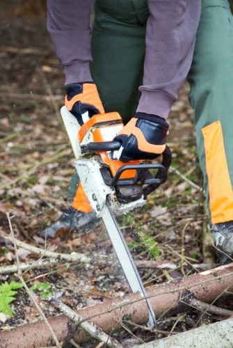 Forester láncfűrész kesztyű - 9/L méret