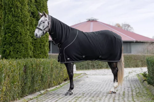Covalliero Therm lótakaró nyakrésszel - fekete, 135 cm