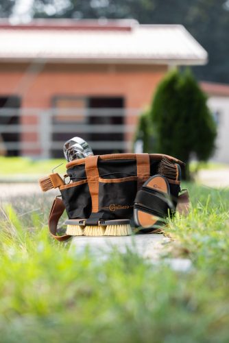 Covalliero lóápoló táska - fekete/konyak