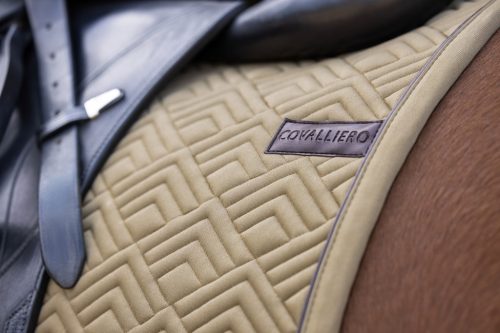 Covalliero 2026 SS nyeregalátét - hamvas arany, VS