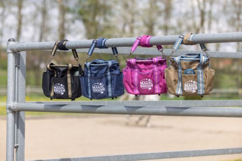 Covalliero 2026 SS lóápoló táska - mélykék