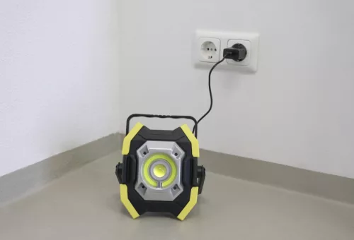 WorkFire Pro mobil ledes spotlámpa - 30 W