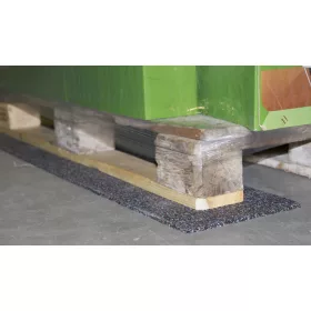   Csúszásgátló szőnyeg tekercs - 5 m x 25 cm x 0,8 cm, méretre vágható