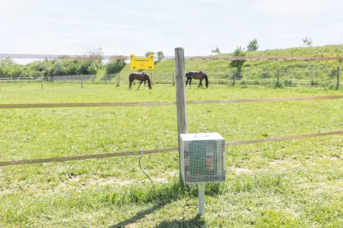 AKO biztonsági szekrény villanypásztor készülékhez