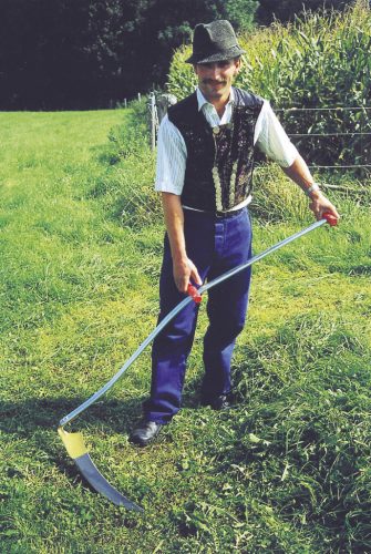 Wettschliff összehajtható kasza 150 cm hosszú nyéllel