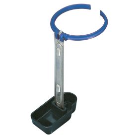 Műanyag tálcás itatópalack tartó