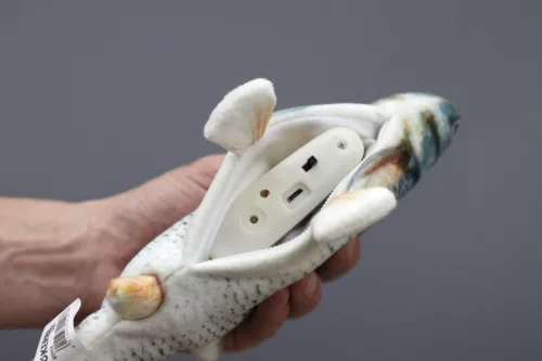 Elektromos ugróhal macskajáték - 28 x 11 cm