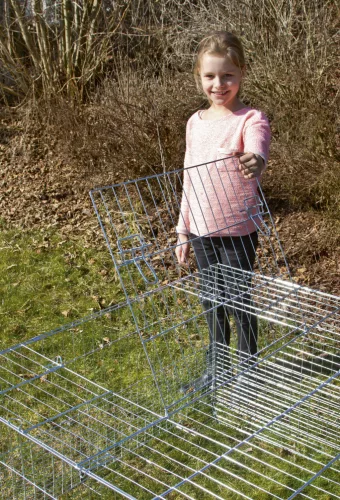 Szabadtéri ketrec fiatal állatoknak szökésgátlóval - 144 x 112 x 60 cm