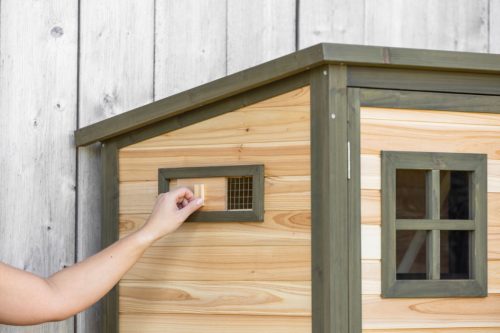 Tower fa csirkeház - 109x75x167 cm, 2 dobozos csomagolás