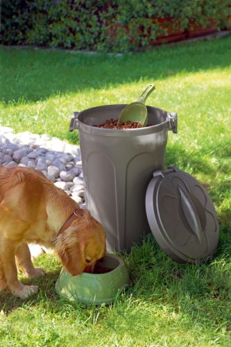 Tom táp/takarmány tároló zárható fedéllel - 46 literes