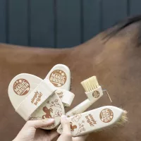 Kefék, fésűk lovaknak